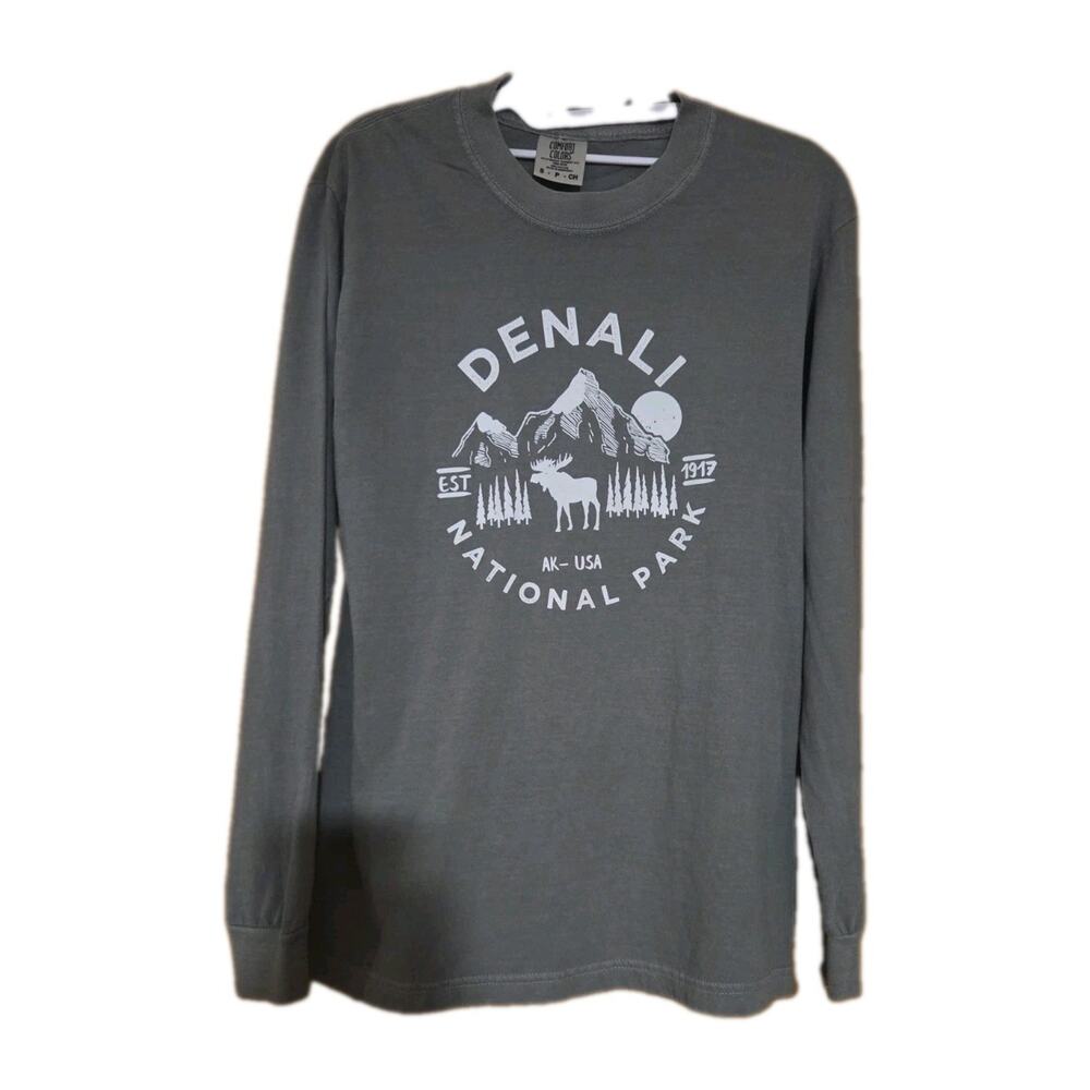 Comfort Cors Denali National Park Tshirt Size Small Gray Long Sleeves